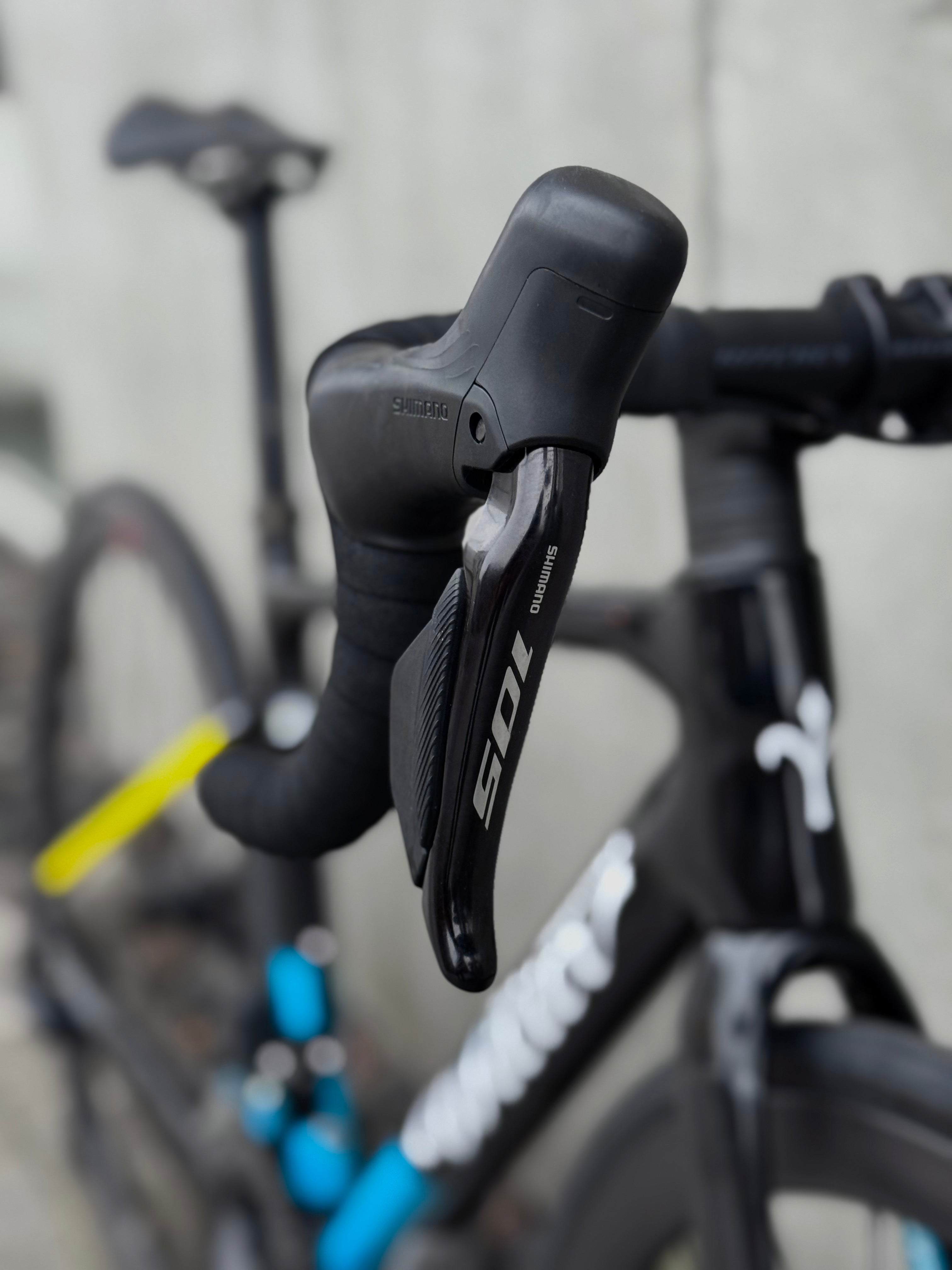 Wilier Garda 105 Di2 / Astana